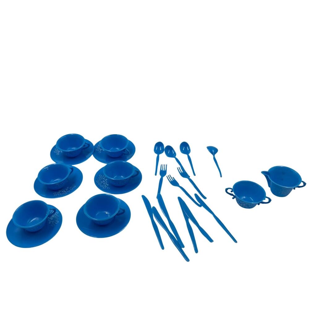 Vintage Made In Hong Kong Blue Play Tea Set Thin‎ Plastic DAMAGED SEE PICTURES
